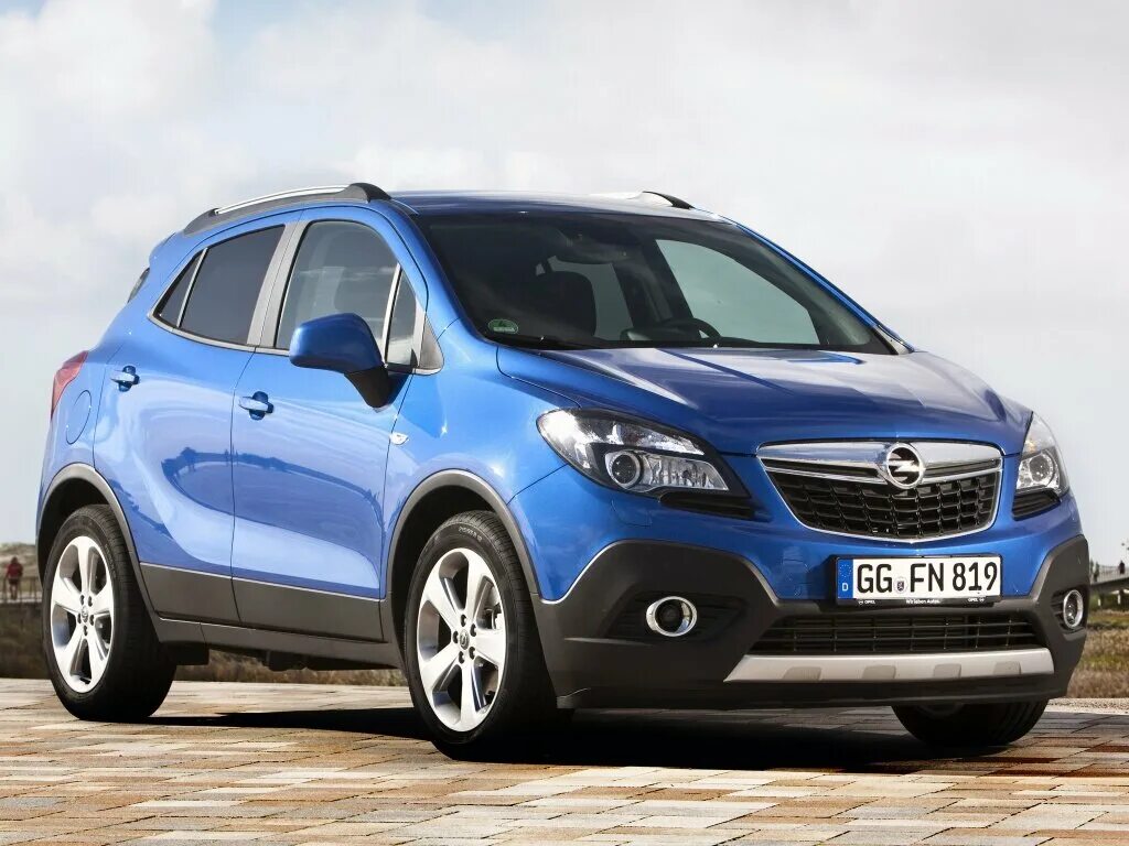 Автомобиль opel mokka. Opel Mokka. Opel Mokka 2014. Opel паркетник Mokka. Опель Мокка 2012.