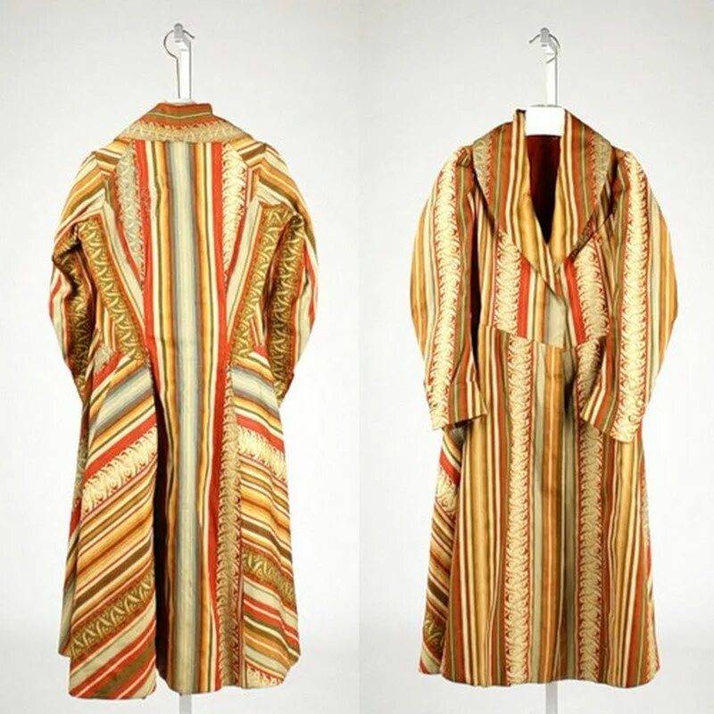 распашная одежда кафтан халат. иоганн гильденштедт грузия. икат костюм. карачогельский архалук. чапан икат мужской.