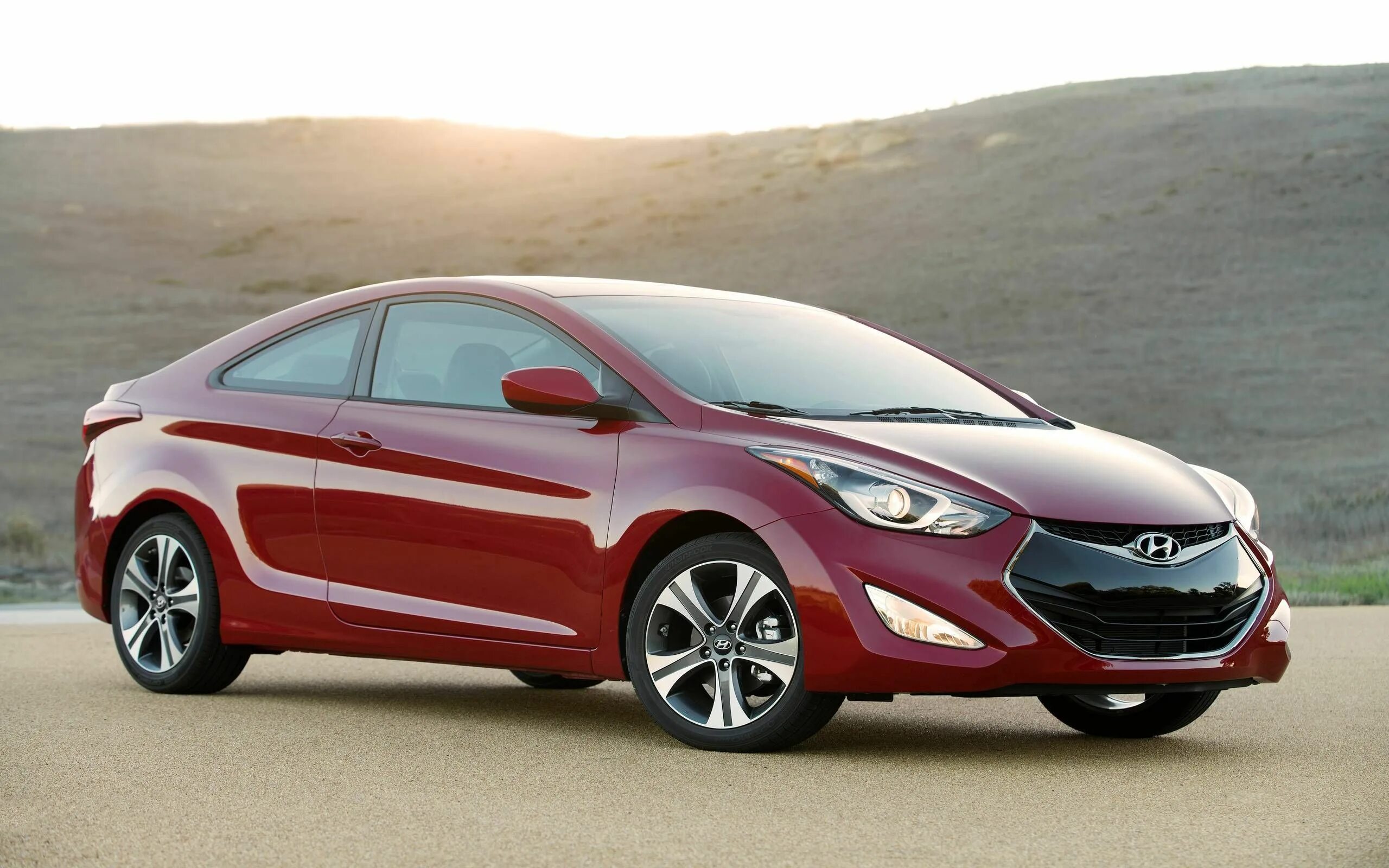 Иномарки хундай. Hyundai Elantra 2015. Хендай Элантра 2015. Hyundai Elantra 5. Hyundai Elantra Coupe.