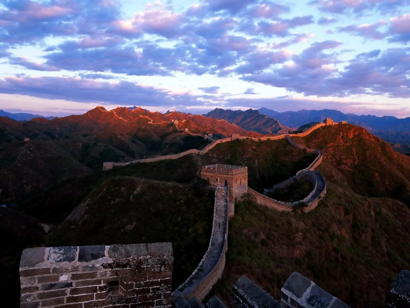 Длина китайской стены от края до края. Китай Великая китайская стена. Великая китайская стена Сычуань. Великая китайская стена Хунань. Великая китайская стена ЮНЕСКО.