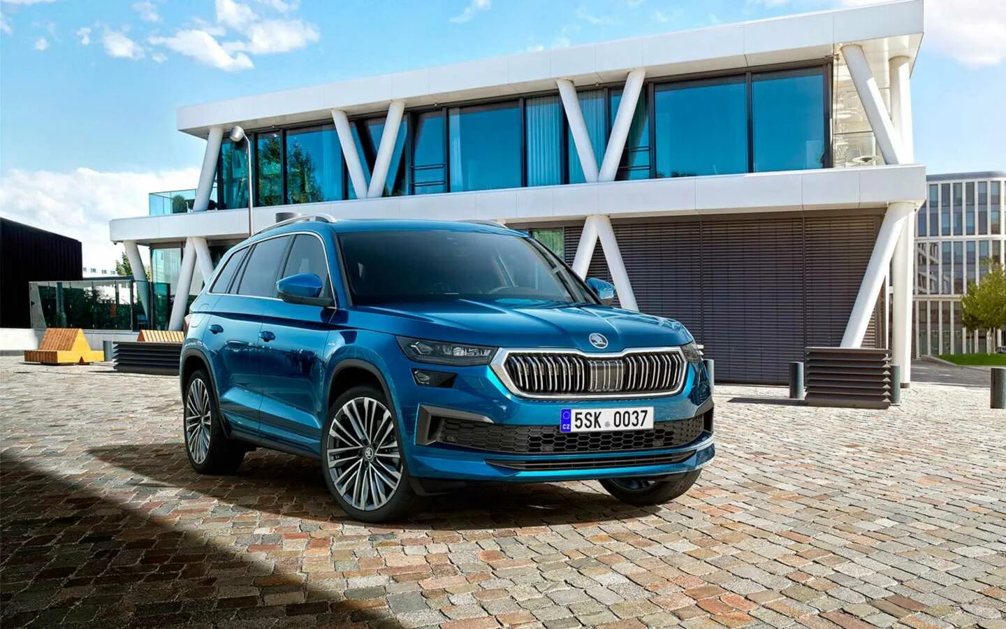 Новый шкода кодиак 2022. Skoda kodiaq 2022. Skoda kodiak 2022. Skoda kodiaq 2022. Шкода кадьяк 2022.