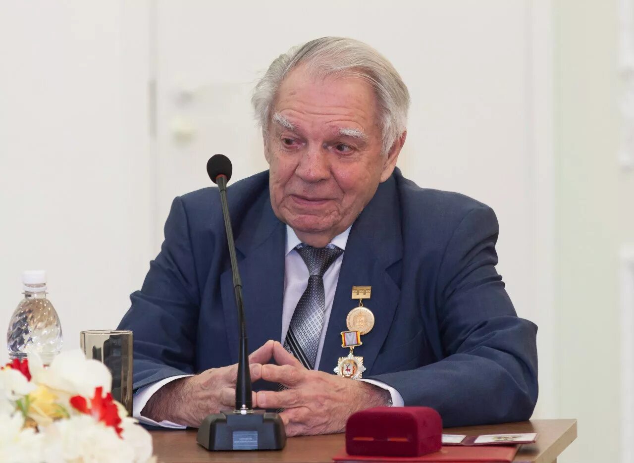 Граждане нижегородские начинал так бессмертный. Течёт река бессмертного полка газманов. Граждане нижегородские начинал так бессмертный. Граждане нижегородские начинал так бессмертный. Граждане нижегородские начинал так бессмертный.
