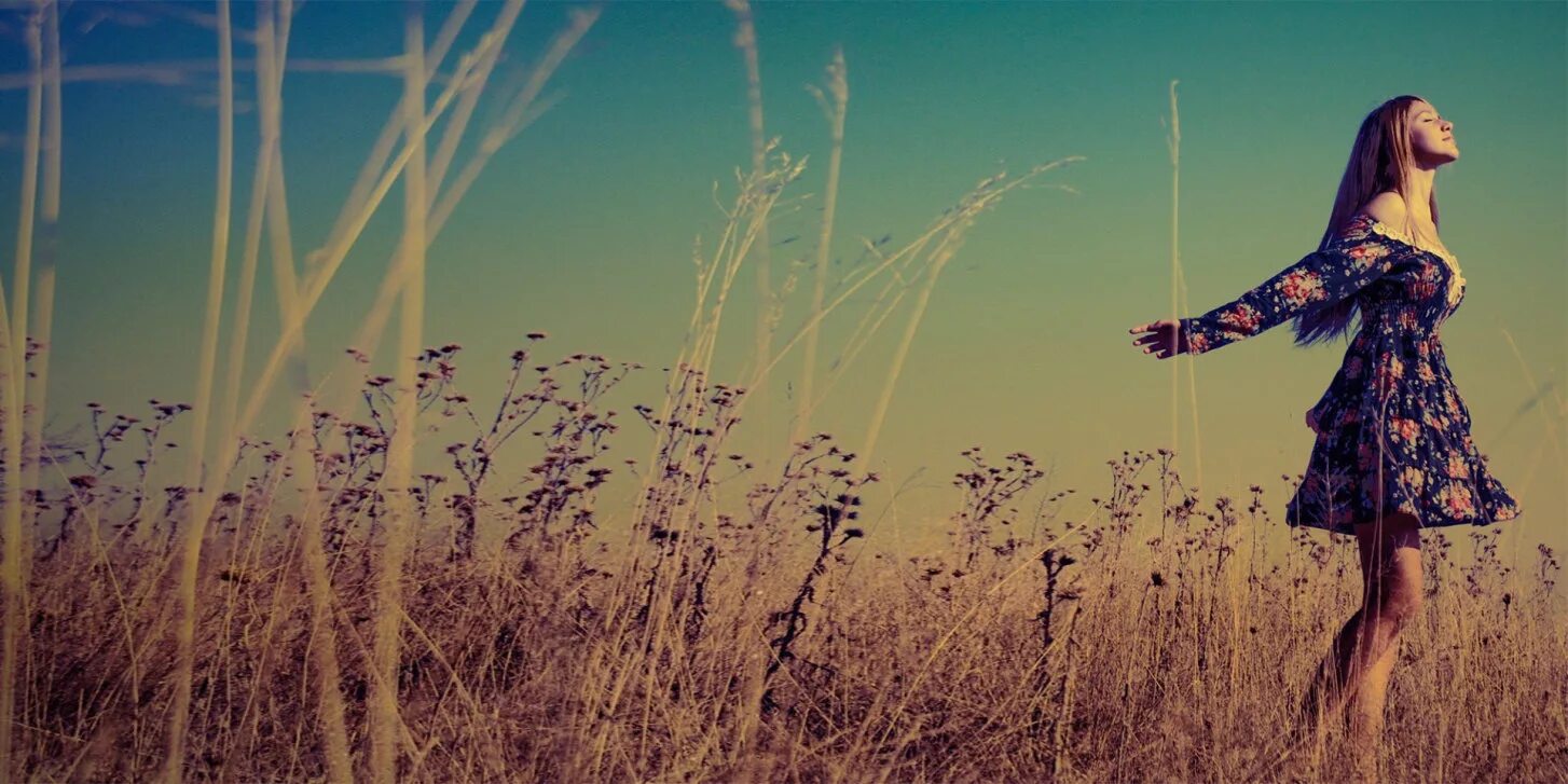 Картинка who are you. Don't afraid to shine quotes. Be who you need. Картинка who are you. Who do you need who do you love when you come undone.