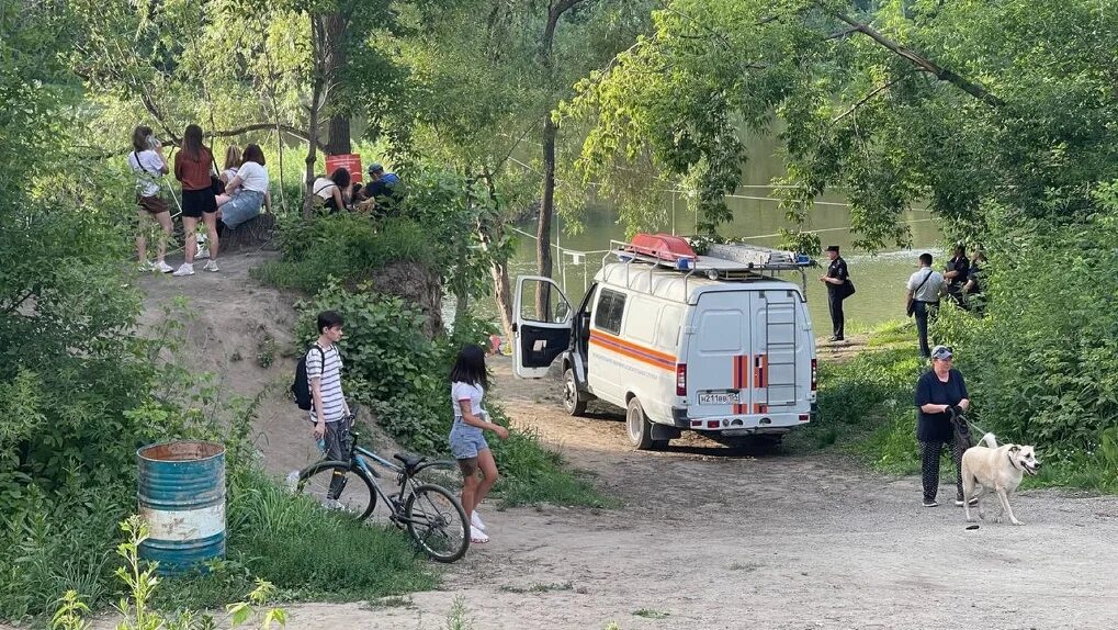 В Новосибирске утонул мальчик. Новосибирск Первомайский район весенний происшествия река Иня. Происшествия утонувшие