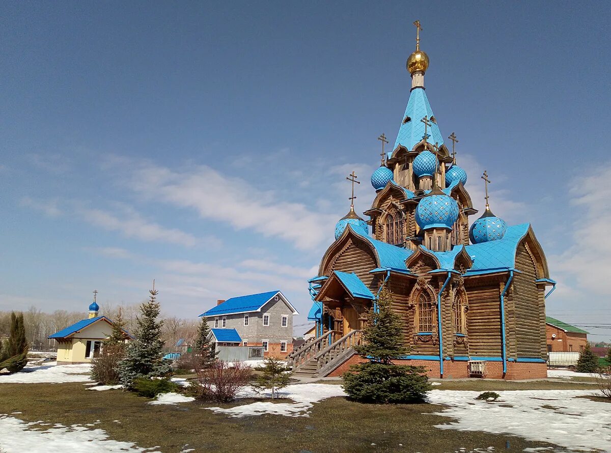 Сайт самарского поселения. Петра-Дубрава Самарской. Петра Дубрава Самара. Пгт Петра Дубрава Самара. Церковь Петра Дубрава.