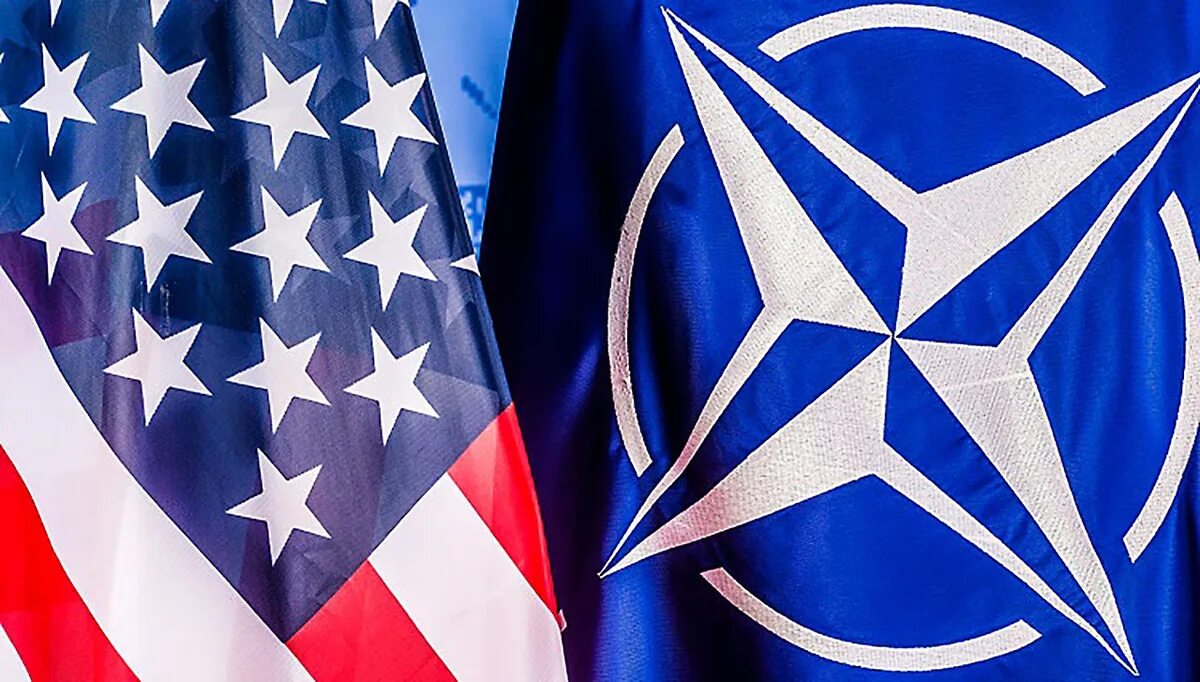 Франция страна нато. Североатлантический Альянс НАТО. Флаг США И НАТО. США НАТО ЕС. Америка НАТО.
