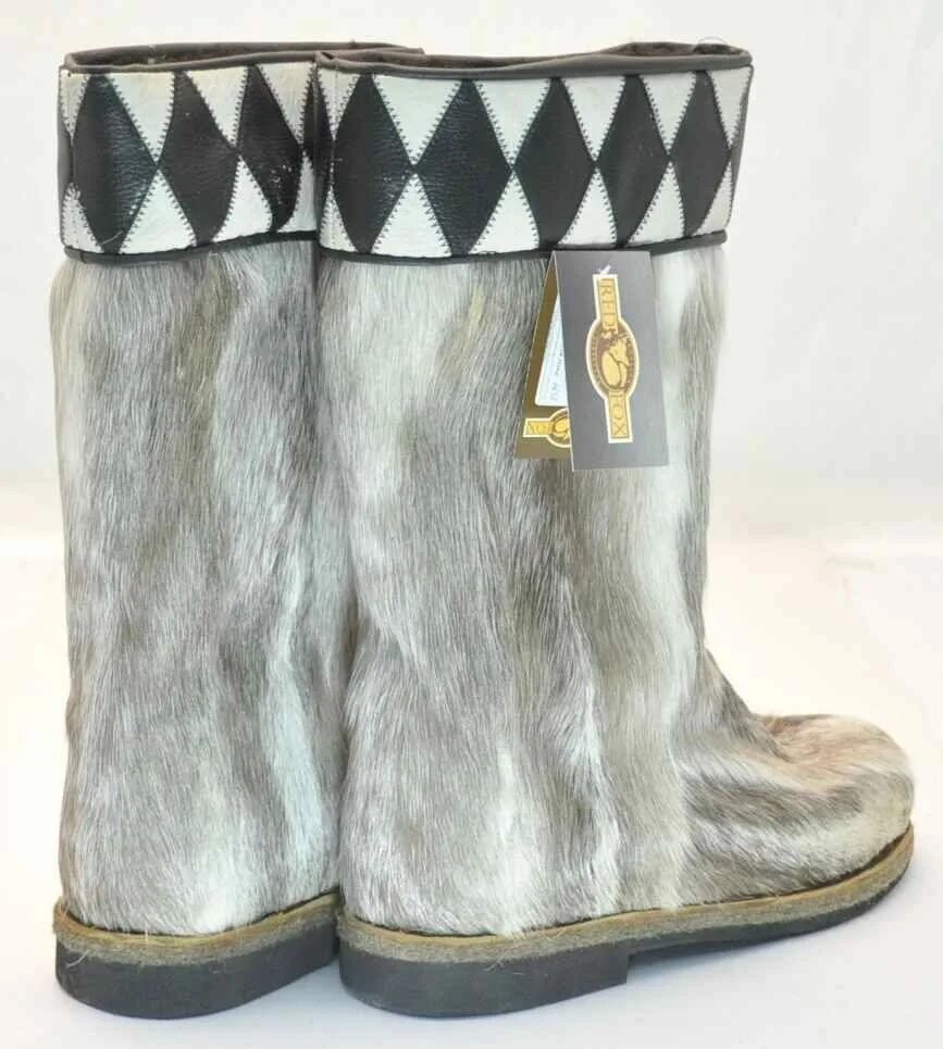 Пимы воркута. Оленьи пимы. Пимы из нарьян мара. Тапки из оленя. Пимы обувь.