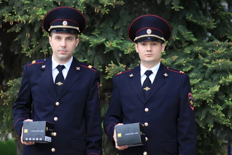 Офицер полиции форма. Офицер полиции форма. Форма шерифа сша. Офицеры lapd. Форма полиции сша.