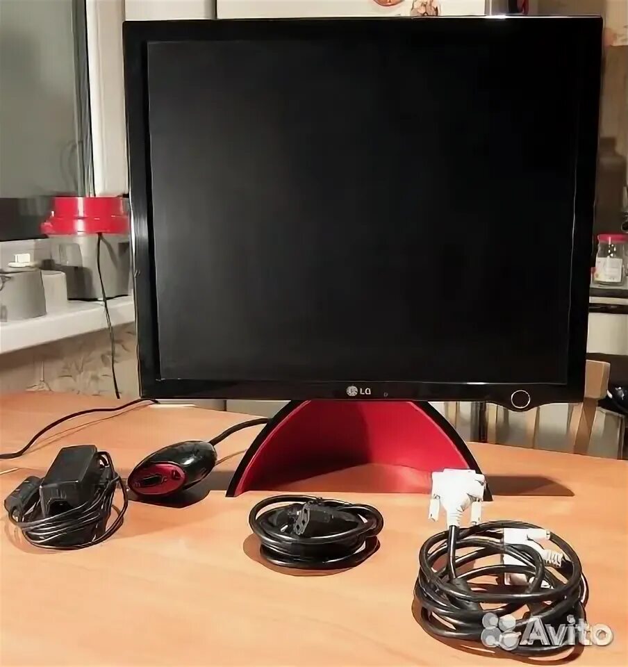 J bf. Монитор lg flatron l1900j. 1280x1024 lg flatron монитор. Монитор lg l1900. Бателфилд 4 штурмовик.