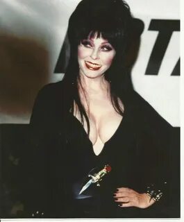 Elvira Cassandra Peterson Photo Cleavage Store Jeweled Smile Lips Big