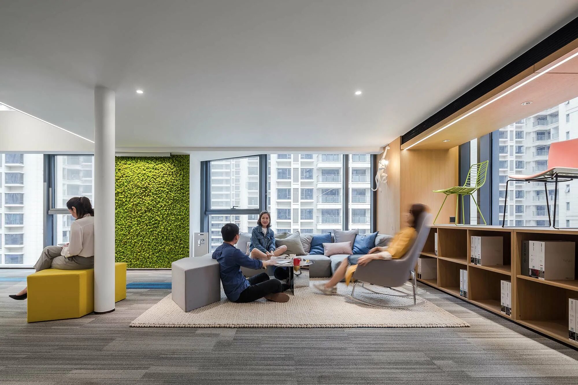 помещение человека. интерьер офиса. креативное пространство. помещение. медитация.