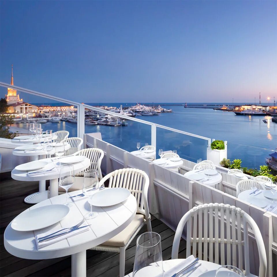 Рестораны сочи на набережной. D. Океан сочи воровского. Атлас сочи ресторан. Ресторан в сочи.