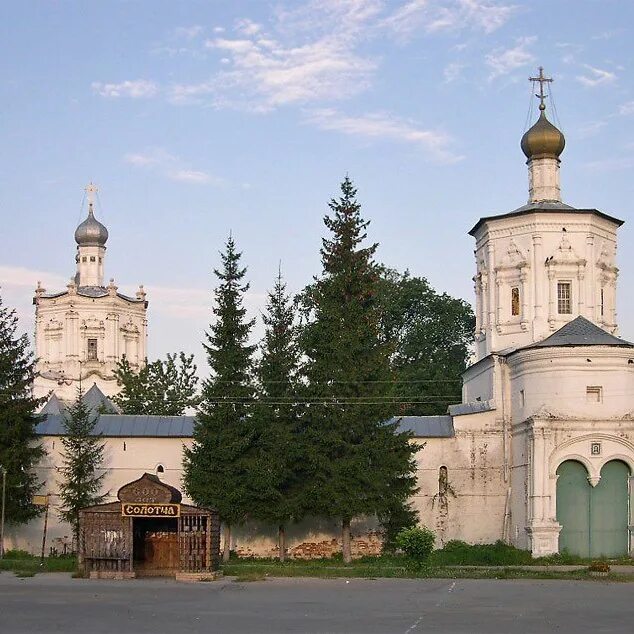 Г солотча. Солотчинский монастырь Рязань. Солотчинский Рождества Богородицы женский монастырь. Храм Рождества Богородицы Солотча. Монастырь в Солотче Рязанской области.