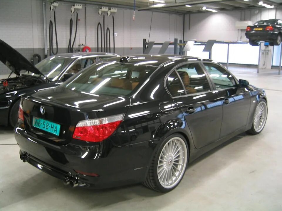 BMW e60 Альпина. BMW Alpina b5 e60. БМВ 5 е60 Альпина. BMW m5 e60 Alpina. Дорого ли содержать бмв е60