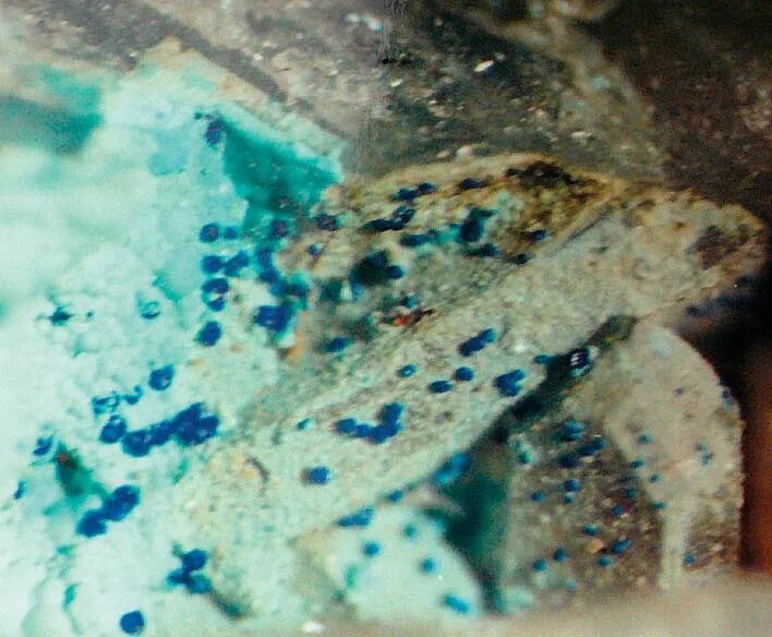 гидроксид меди 2 цвет осадка в растворе. гидроксид меди студенистый осадок. синяя палитра. цвет арктика. голубые мазки.