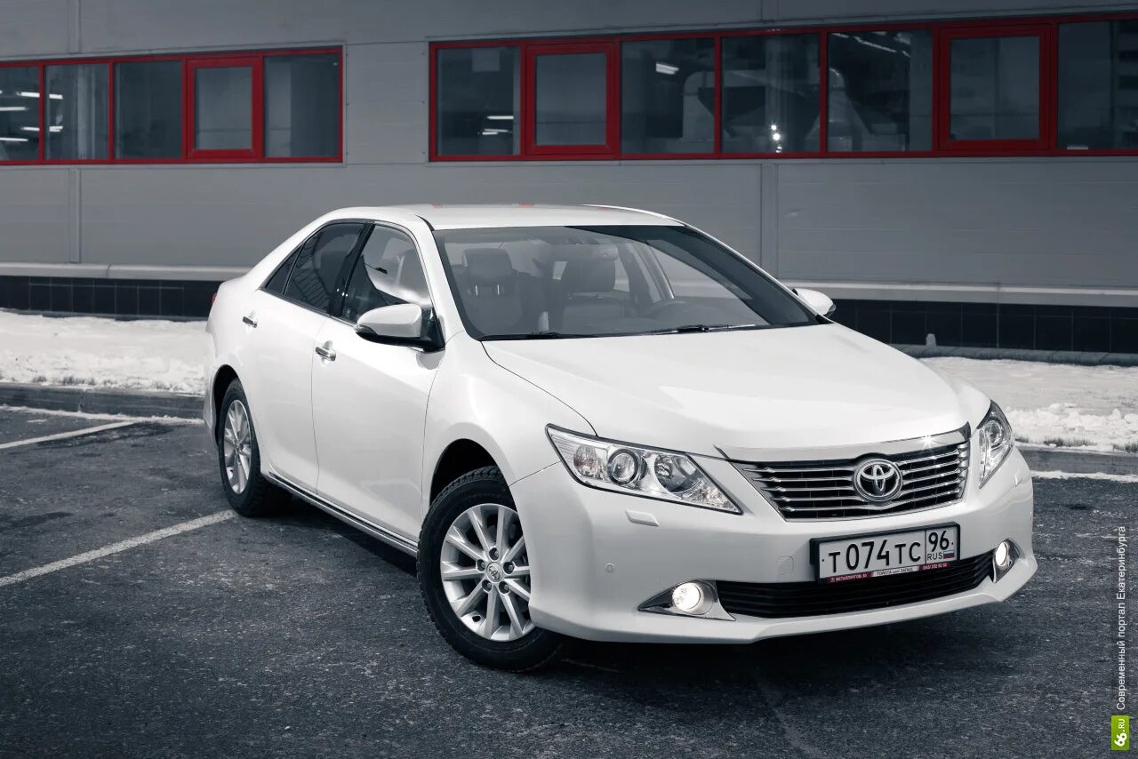 Toyota Camry 2012 белая. Тойота Камри 50 белая. Toyota Camry 50 2012 белая. Камри 2.5. Нов б 50