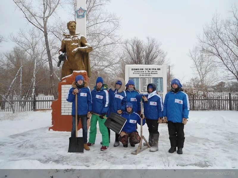 Алтайский край Угловский район с Павловка. Село Угловское Алтайского края. Алтайский край Угловский район село Угловское. Администрация Угловского района Алтайского края.