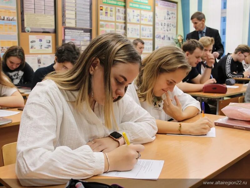 Проверка знаний школьников. ОБЖ красивые фото. Проверка знаний у школьников видео. Учатся ли дети во время выборов