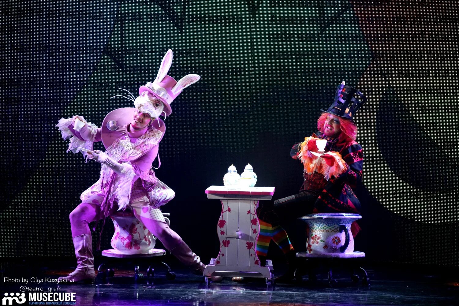чудеса и куралесы театр мюзикла. театр мюзикла ася. театр мюзикла алиса. алиса чудеса и куралесы. театр мюзикл алиса.