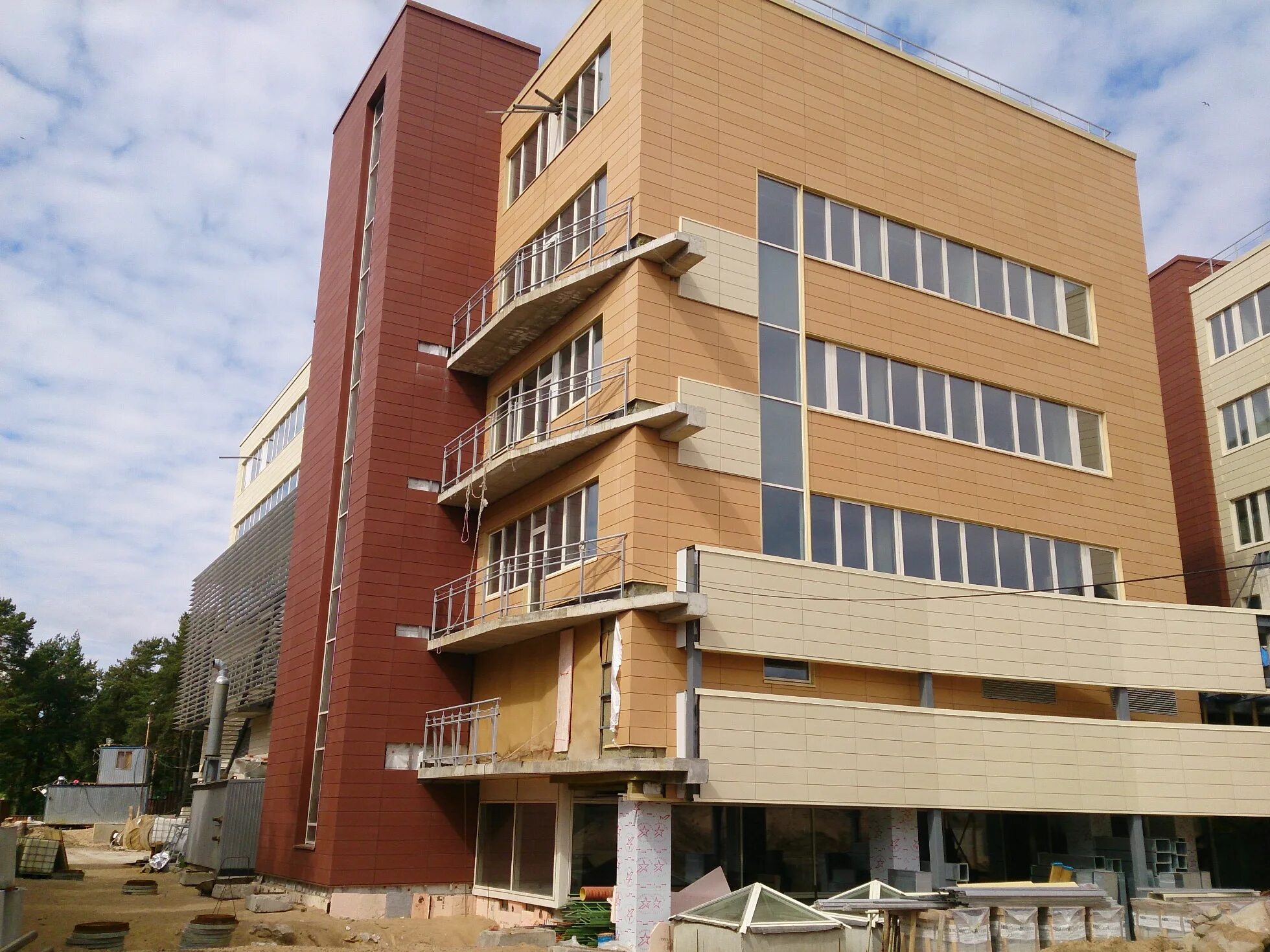 многопрофильная клиника сестрорецк. многофункциональная клиника сестрорецкая. родильный дом сестрорецкий. родильный дом сестрорецкий. роддом в сестрорецке палаты.