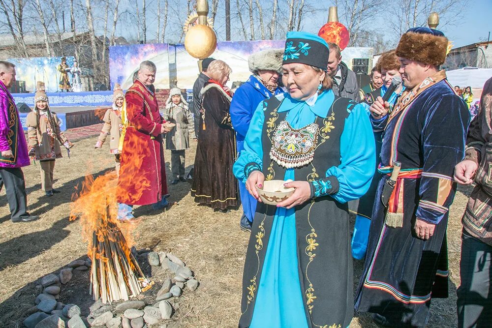 Хакасский праздник Чыл пазы. Чыл пазы Хакасский новый год. Чыл пажи Шорский праздник. Хакасия праздники чил пазы.