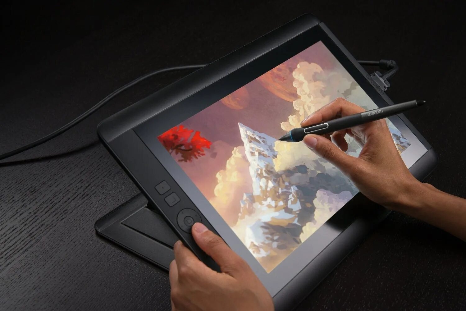 Можно ли планшет. Графический планшет Wacom Cintiq. Графический планшет Wacom Cintiq 13 HD. Wacom Cintiq 13hd dtk-1300. Wacom Cintiq 27 HD.