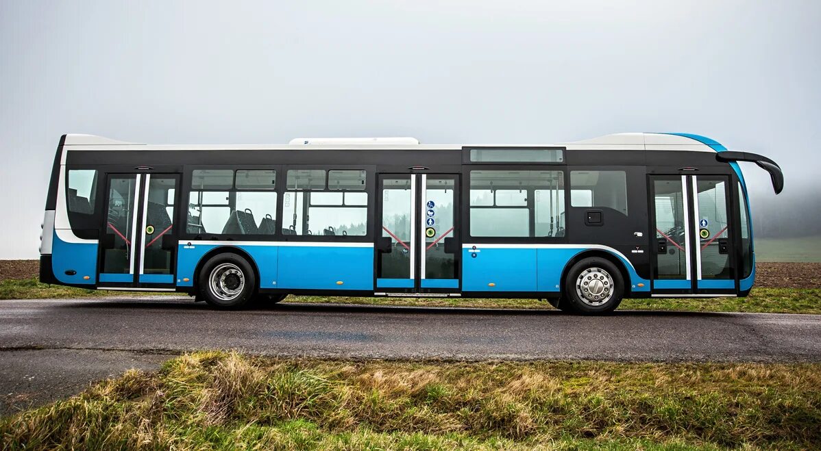 Автобус снаружи. Студенческий автобус. Автобус Sor. Дизайн автобуса. Юнитики автобусы