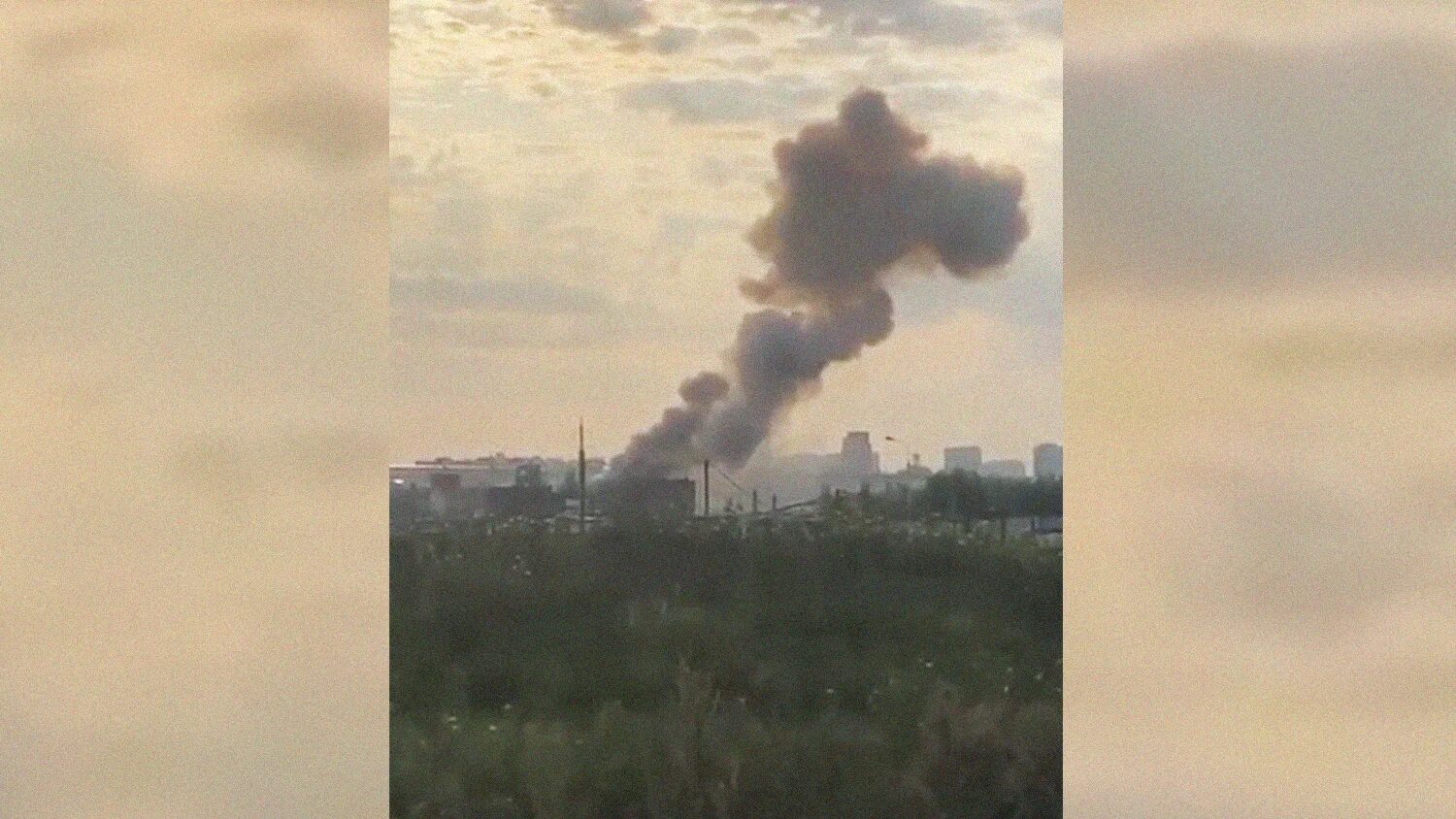 Химический завод в Подмосковье взрыв. Пожар в Чугунаево. Люберцы горит завод. Взрыв на заводе в Рязанской области. Взрыв в подмосковье сегодня ночью