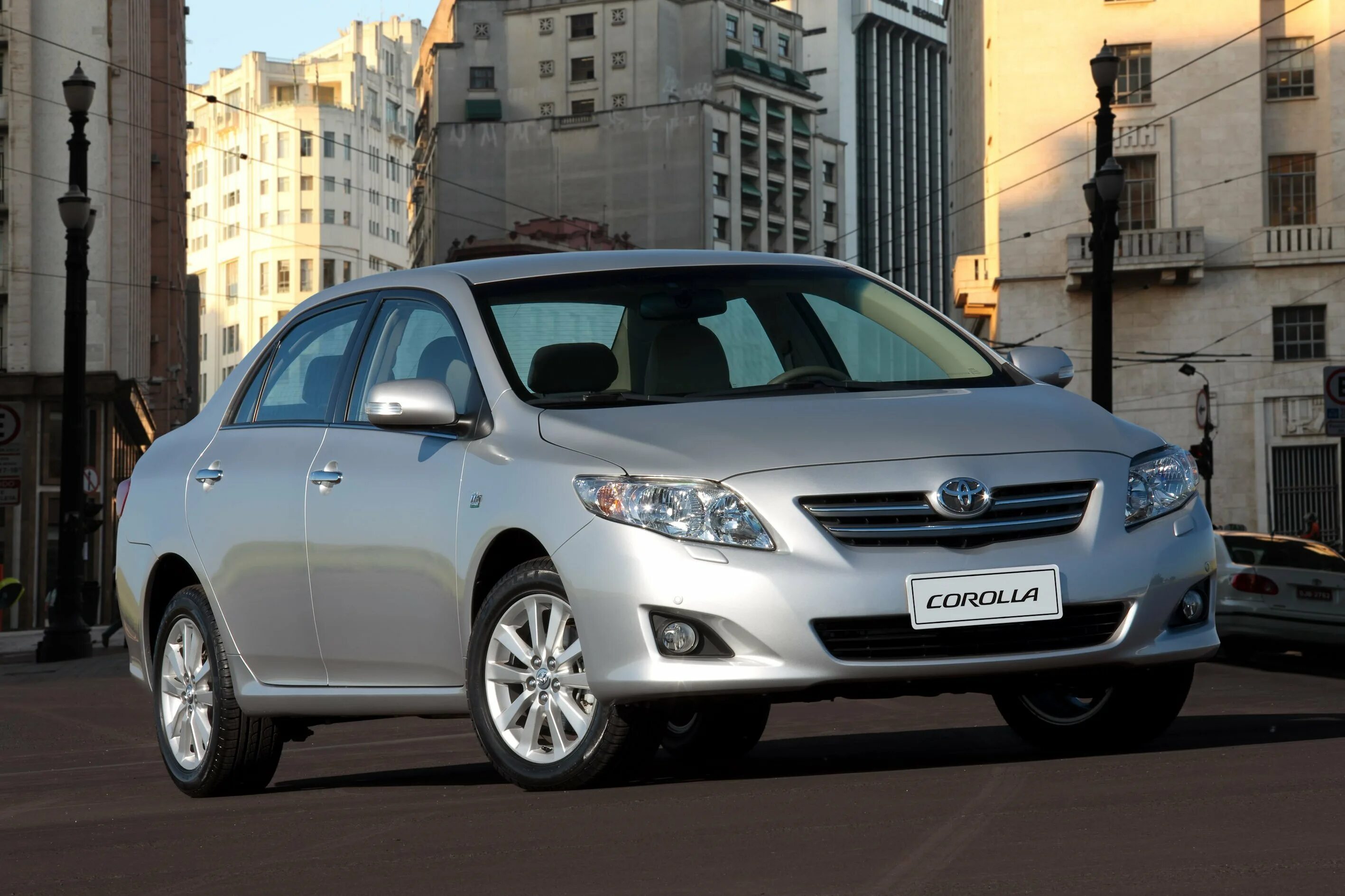 Сколько поколений тойота. Toyota Corolla 2011. Toyota Corolla 2011 седан. Toyota Corolla 2008. Toyota Corolla 2011 se.