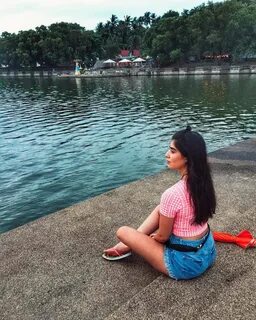 Zeina Makki Feet (38 photos). 