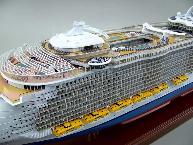 Harmony of the seas и титаник. Билеты на оазис морей. Оазис оф зе сиас. Oasis of the seas («оазис морей») ($1,3 млрд). Оазис морей чертежи.
