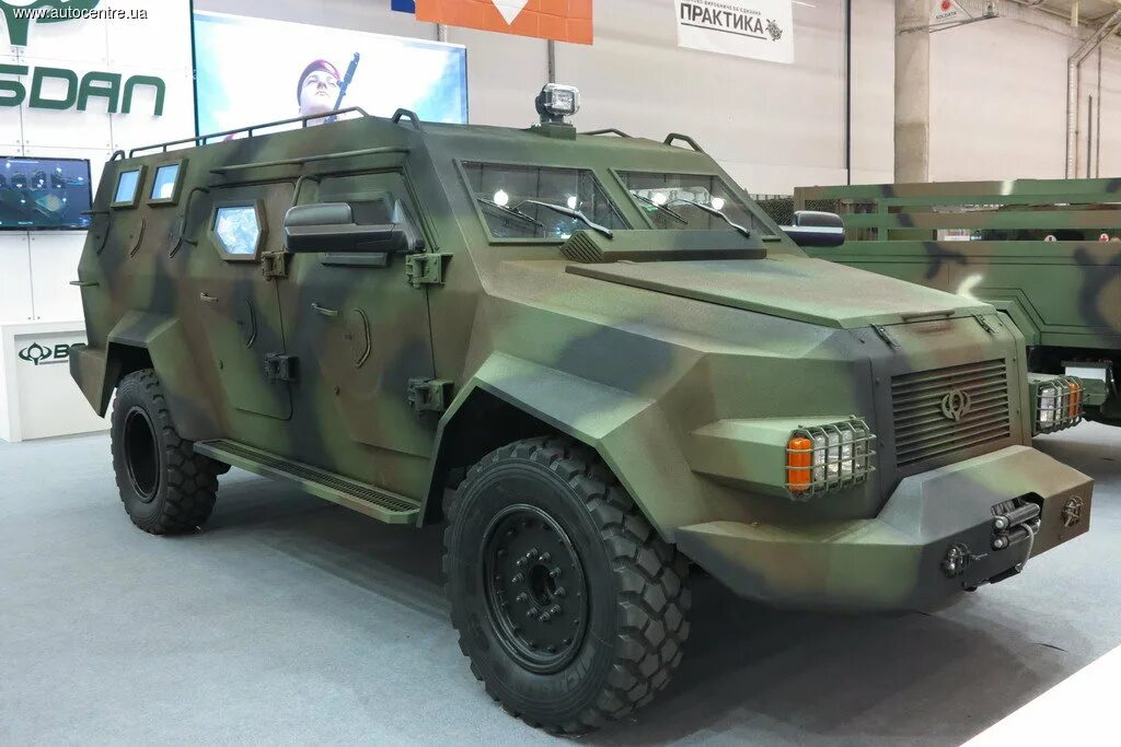 Армейский барс. Броневик барс 8. бронемашина барс-8.