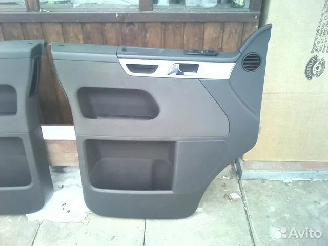 Обшивки vw t5. Динамики vw transporter t5. Стекло заднее фольксваген т5. Динамики vw multivan t5. Задняя сдвижная дверь пластик фольксваген т5.