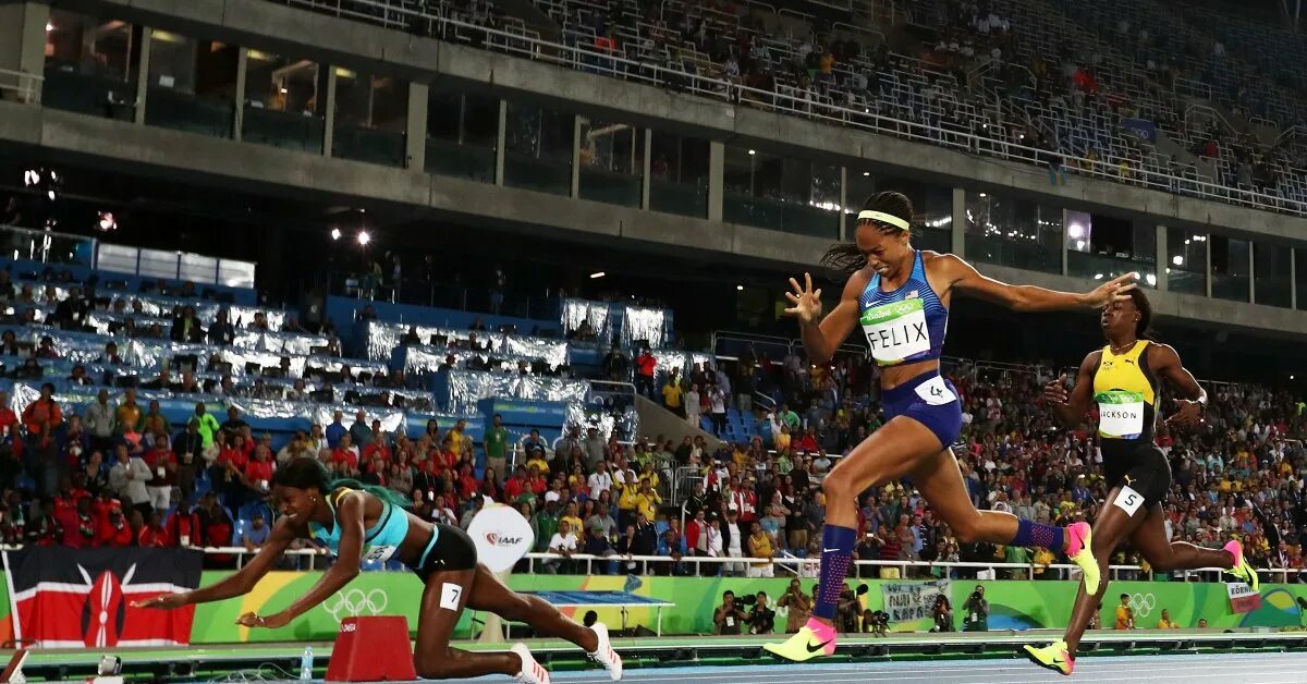 Бегун пробежал 200 метров. Рио де Жанейро 2016 легкая атлетика. Багамская бегунья Шон Миллер. Rio 2016 Allyson Felix. Спринт 400 метров.