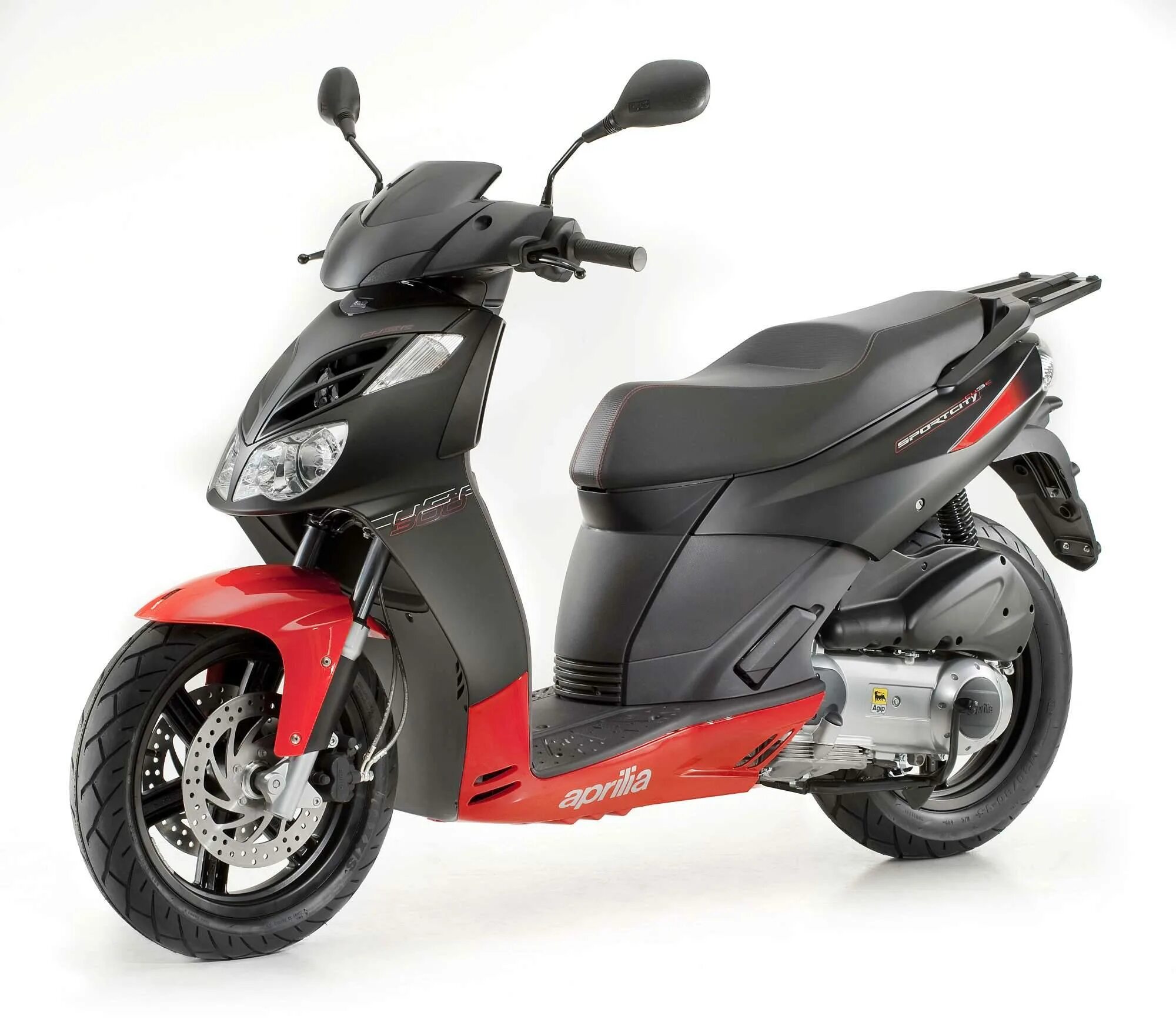 Скутера кг. Aprilia Sportcity 300. Aprilia Sportcity 200. Априлия спорт Сити 300. Скутер Априлия 125.