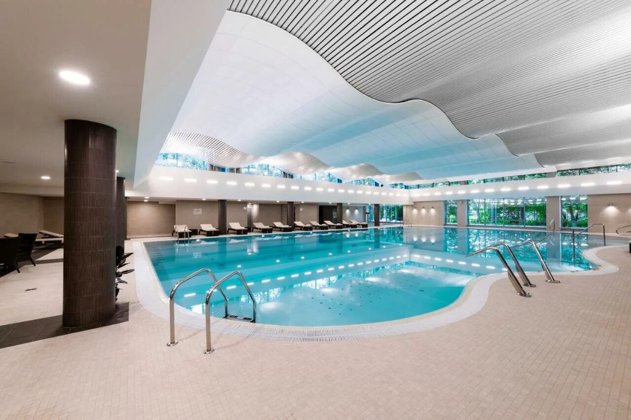 Санкт петербург область отели с бассейном. Parklane resort and spa. parklane resort and spa санкт-петербург. parklane на крестовском. отель на крестовском острове парк лейн.