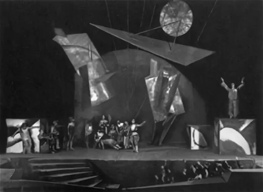 Мейерхольд спектакли. Питер центр мейерхольда. Мейерхольд чужой театр. Мейерхольда. Статья про театр.