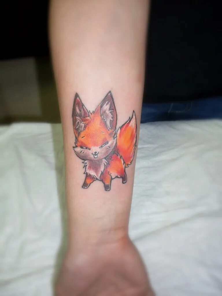 тату лиса на запястье. тату лиса для девушек. тату лиса. тату лиса на запястье. тату лисы на запястье для девушек.