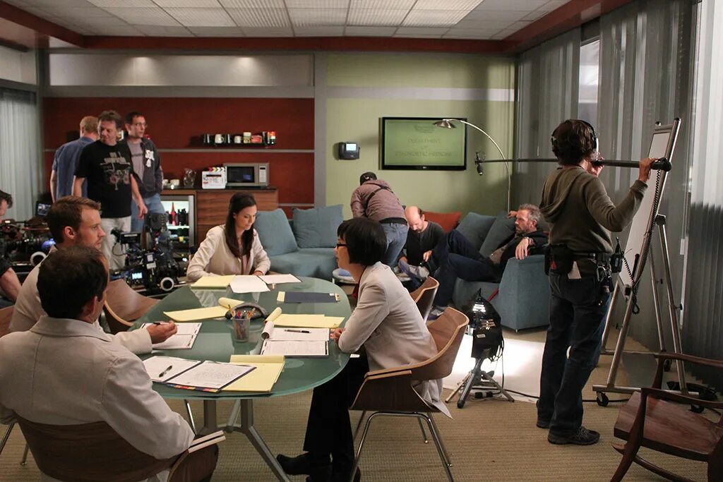 доктор хаус кадры со съемок. доктор хаус за кадром. нейт торренс доктор хаус. госпиталь доктор хаус. доктор хаус интерьер.