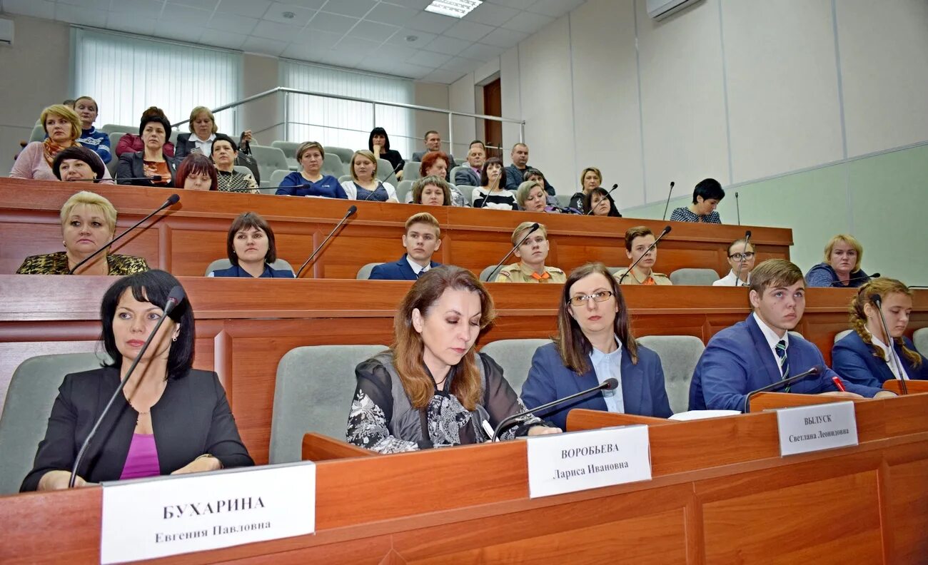 Сайт Бутурлиновской администрации. Глава Бутурлиновского района Воронежской области. Бутурлиновка администрация. Бутурлиновский районный суд воронежской области