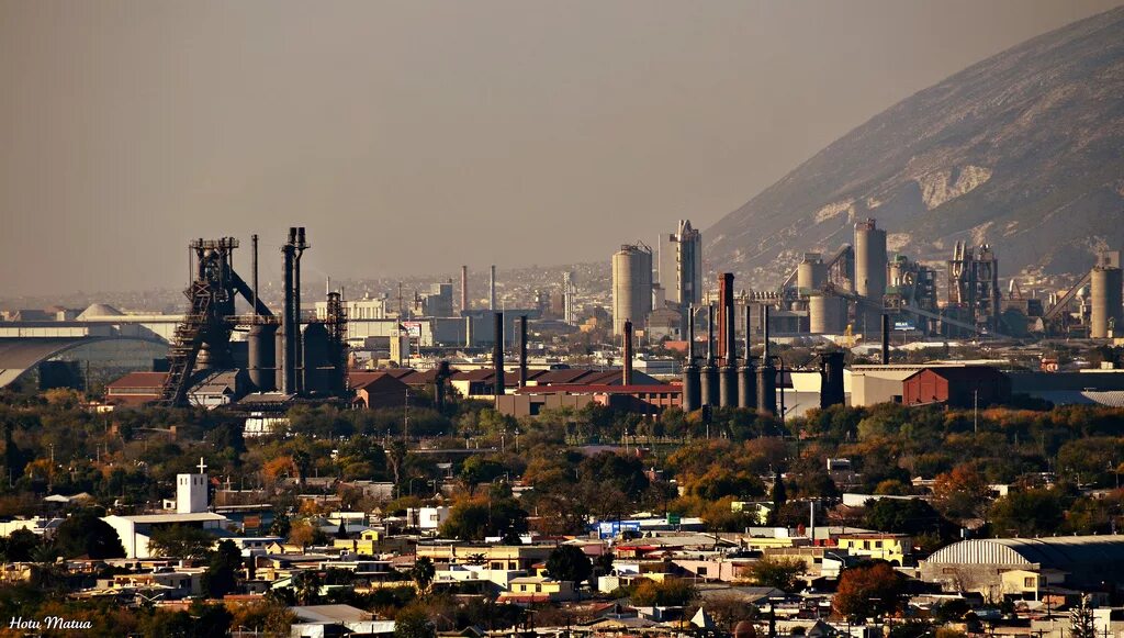 Социально экономический тип мексики. Завод в Мексике. Химическая промышленность Мексики. Энергетическая промышленность Мексики. Машиностроительная промышленность Мексики.
