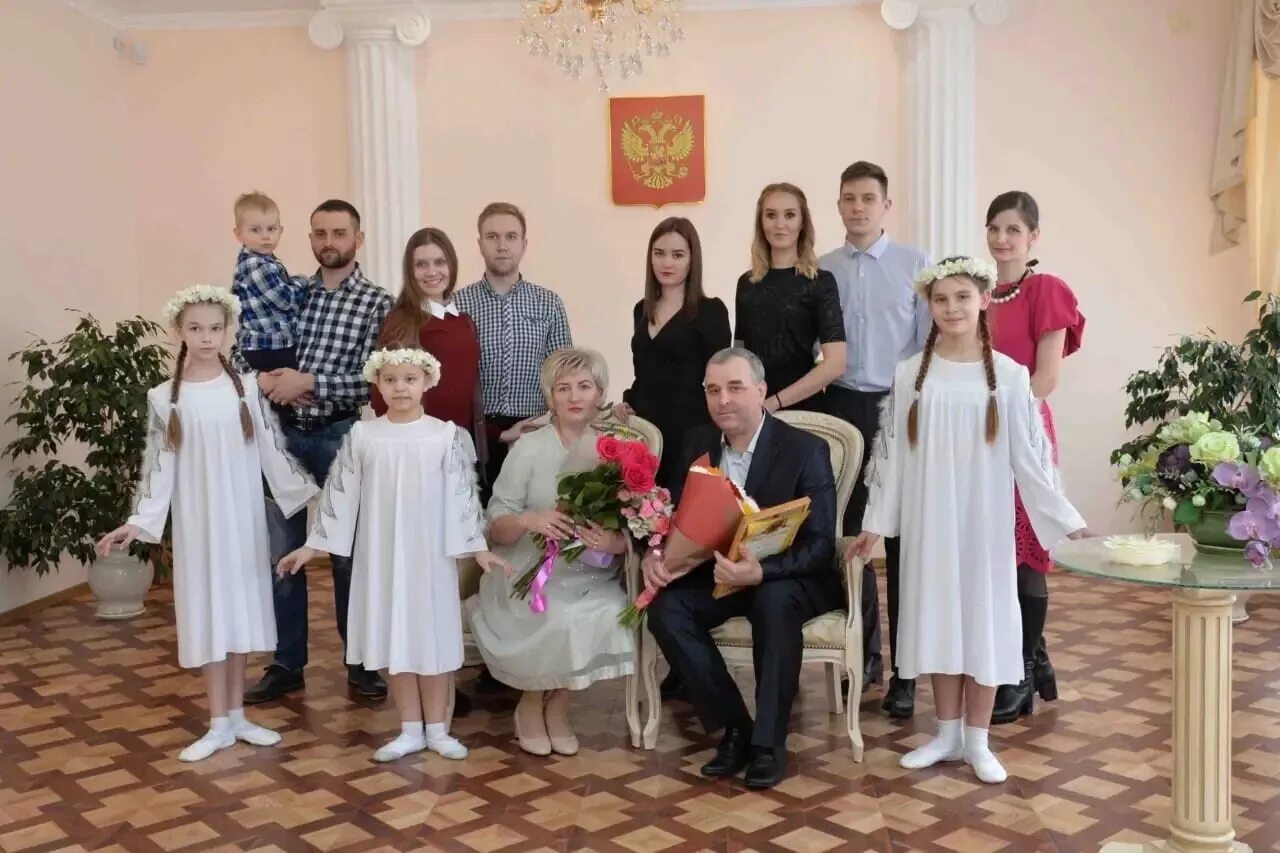 Работа загс мичуринск. Загс город мичуринск. загс мичуринск коммунистическая. мичуринский отдел загс. загс мичуринск рогова оксана валерьевна.