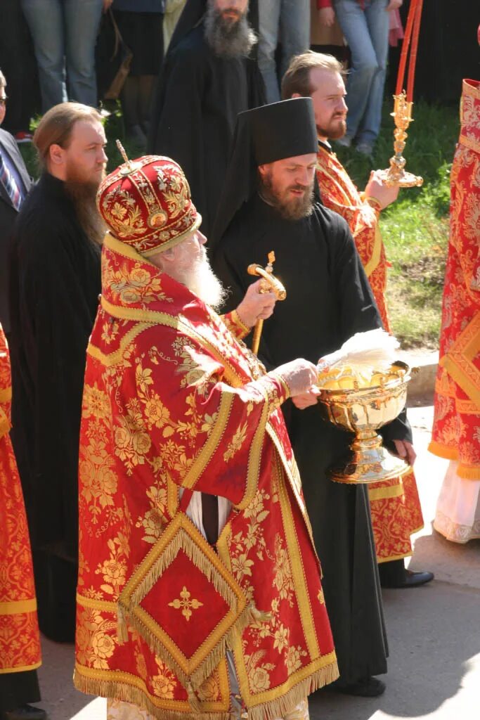семья алексея 2. жировичский монастырь официальный сайт. патриарх алексий. патриарх алексий 2 благословляет. патриарх алексий 2 сергей иподиакон.