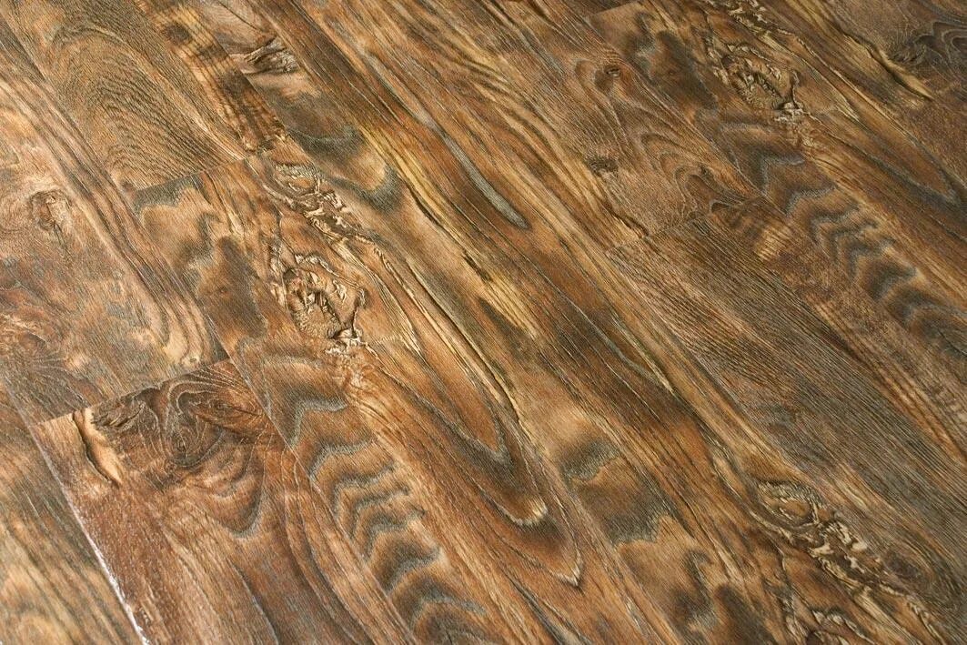 Дуб рустикальный 1322-1. Ламинат античная сосна кантри. Kronoflooring brilliance дуб гринвич. Ламинат старину. Паркет под старину.