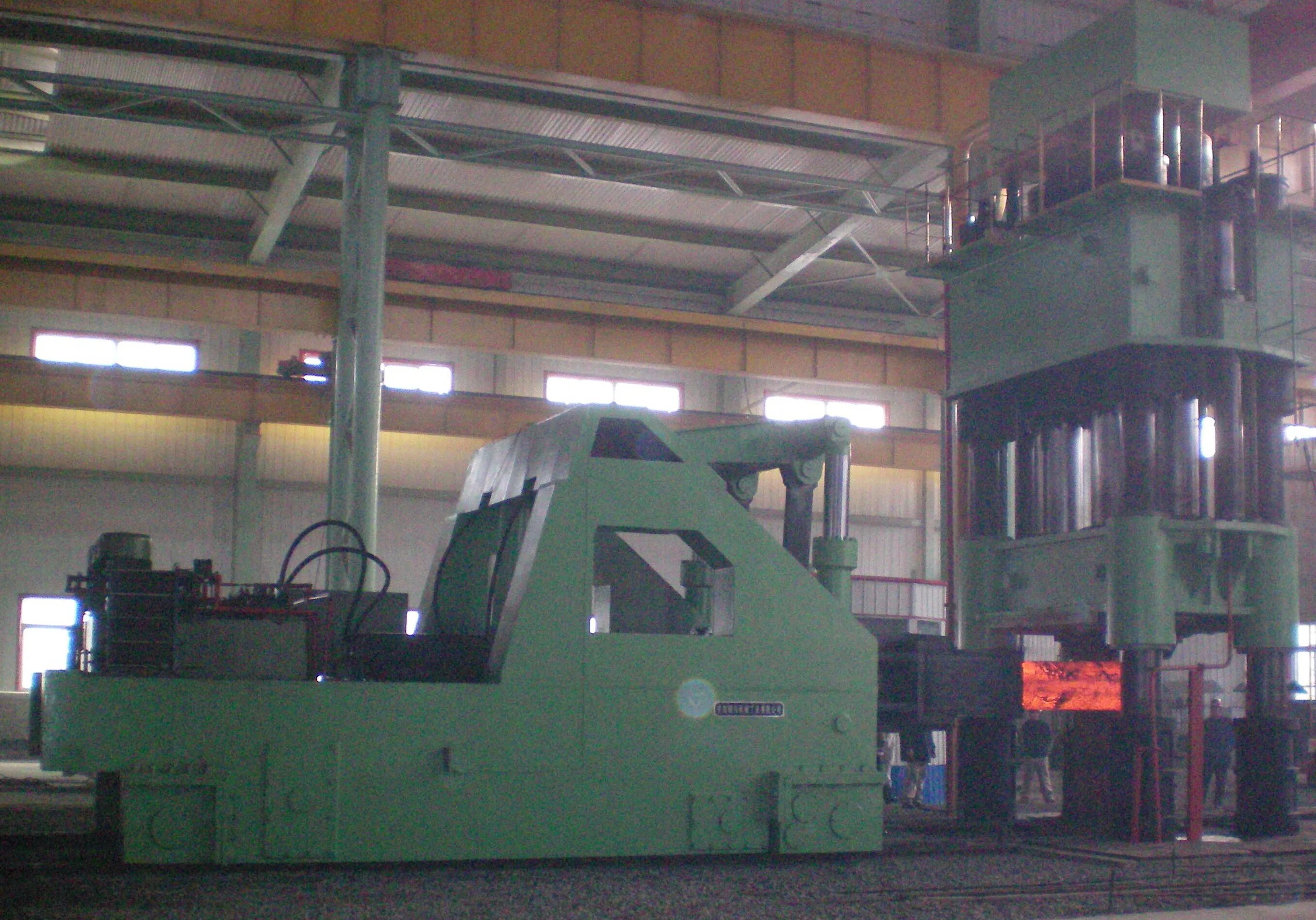 Молот гидравлический кузнечный 16 тонн. Па 1343 пресс ковочный гидравлический. Ковочный манипулятор 1250 рязанский. Молот гидравлический кузнечный 16 тонн. Манипулятор пресса.