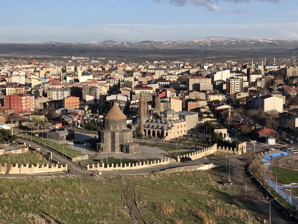 Г карс. Западная Армения карс. Карс город в Армении. Карс город в Турции. Крепость карс Турция.