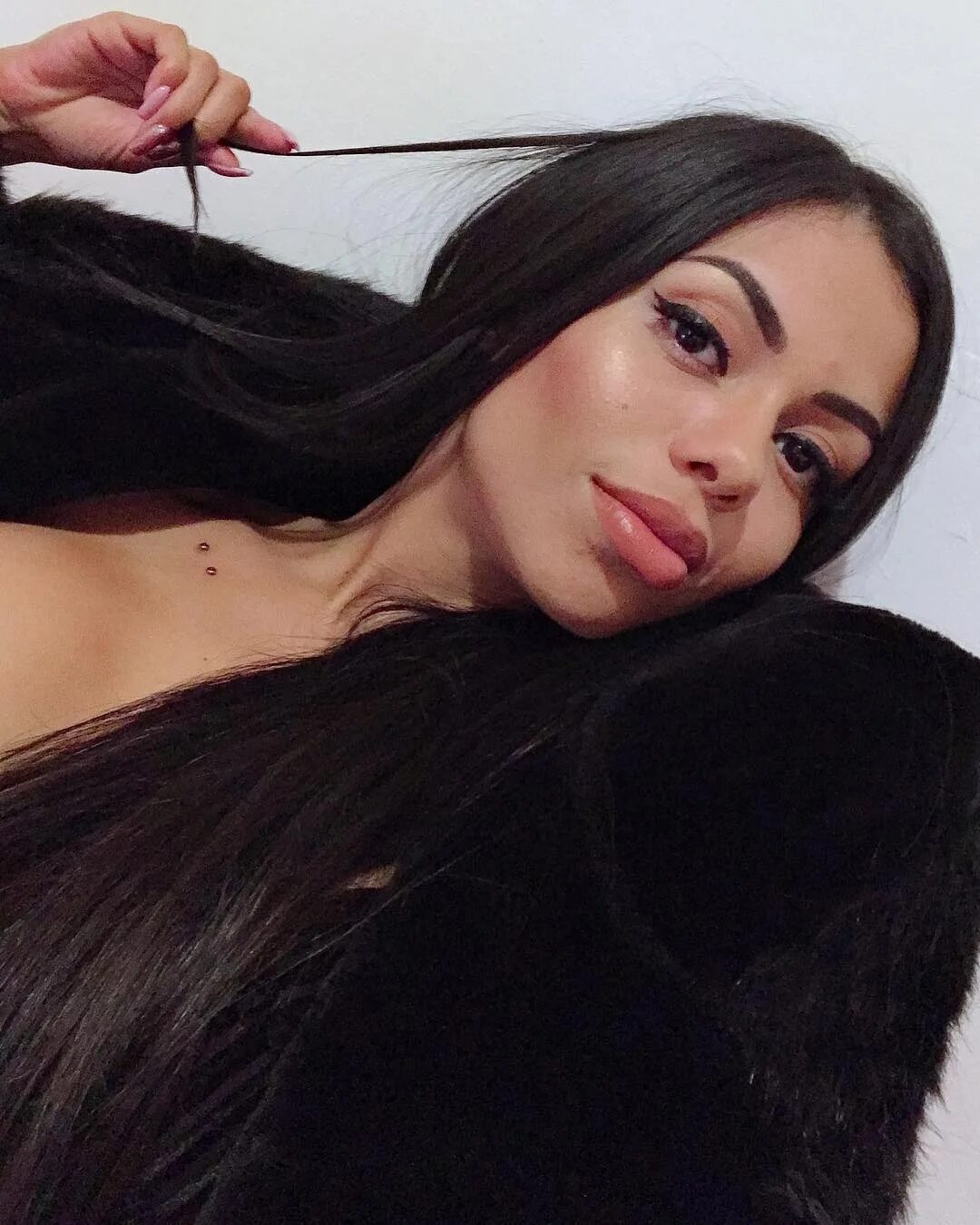 Болельщицы перу. Canela skin age. Latina canela. Latina canela. Latina canela.