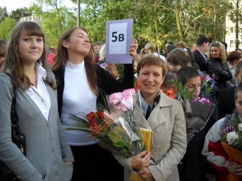 345 школа невского. Школа 345 Невского района. Школа 345 Санкт-Петербург. Школа 345 Москва. Учителя 345 школы Невского.