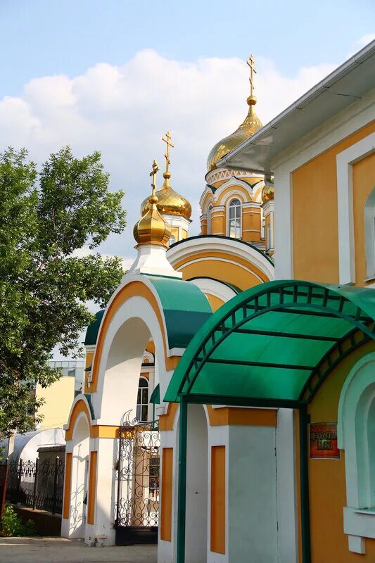 Храм волгоград на 7ой гвардейской. Храм всех святых в земле русской просиявших тюмень. Храм всех святых в земле российской просиявших в новокосино. Храм всех святых в земле российской просиявших ростов на дону. Храм всех святых просиявших.