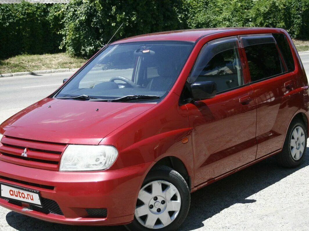 Купить мираж динго. Митсубиси Мираж Динго 2002. Митсубиси Динго 2002. Mitsubishi Mirage Dingo 2002. Митсубиси Мираж Динго 2003.